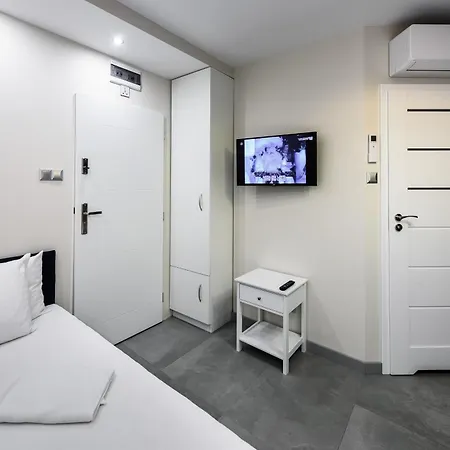 Polmedica Nowoogrodzka B